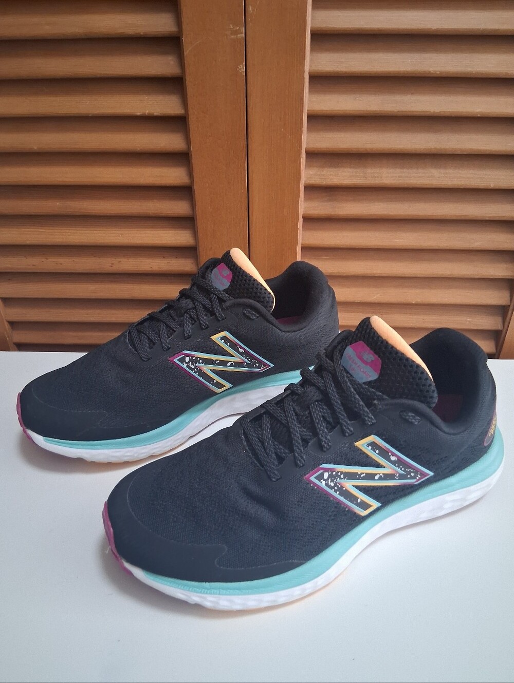 New Balance Fresh Foam 680v7 Women's Running Shoe * Size: 10 D